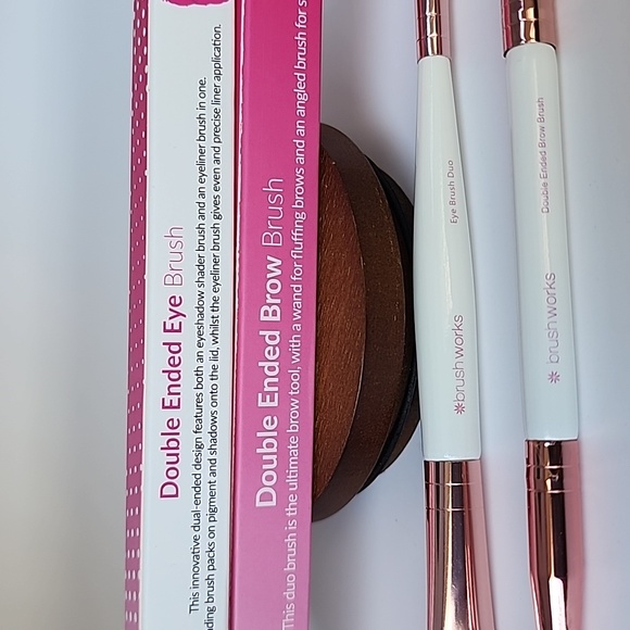 Brush Works Set - Double Ended Eye Brush & Double Ended Brow Brush - Picture 7 of 9
